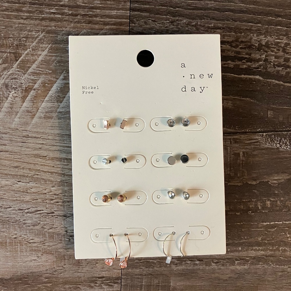 A New Day Earring Set (8 pairs)
